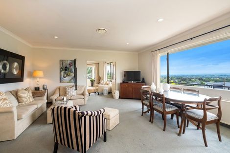 Photo of property in 53 Hikanui Drive, Havelock North, 4130