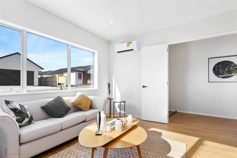 Photo of property in 4 Cutfield Lane, Kumeu, 0810