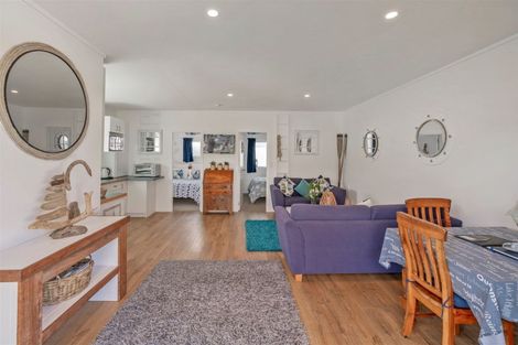 Photo of property in 13 Dundas Street, Whitianga, 3510