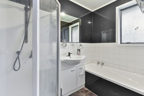 Photo of property in 38 Bowater Place, Manurewa, Auckland, 2102