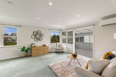 Photo of property in 10 Macpherson Street, Meadowbank, Auckland, 1072