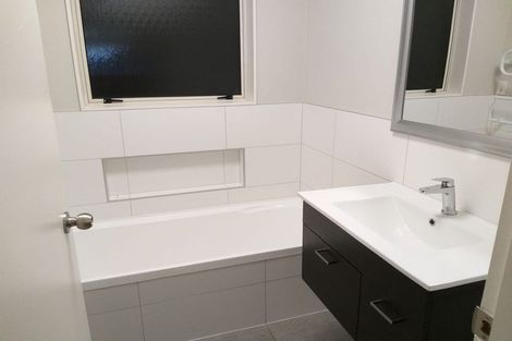 Photo of property in 2/160 Halswell Road, Hillmorton, Christchurch, 8025