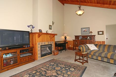 Photo of property in 6 Worsfold Lane, Terrace End, Palmerston North, 4410