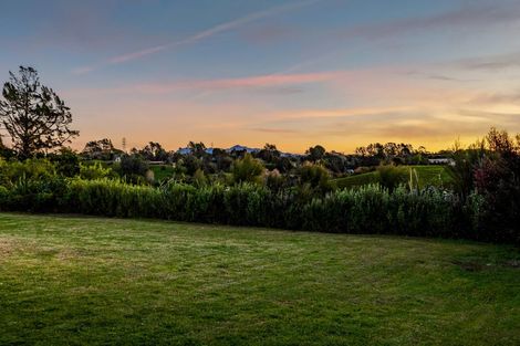 Photo of property in 20 Aderman Place, Hurworth, New Plymouth, 4310