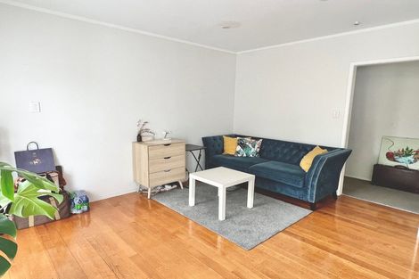 Photo of property in 1/8 Tawera Road, Greenlane, Auckland, 1051
