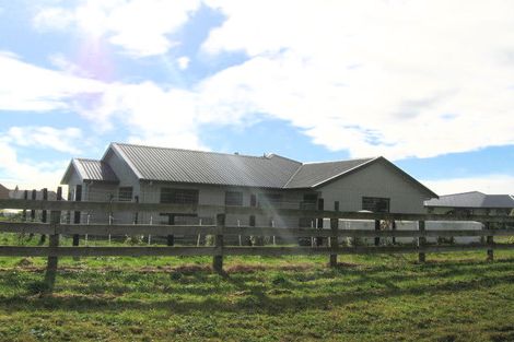 Photo of property in 91 Polson Hill Drive, Aokautere, Palmerston North, 4471