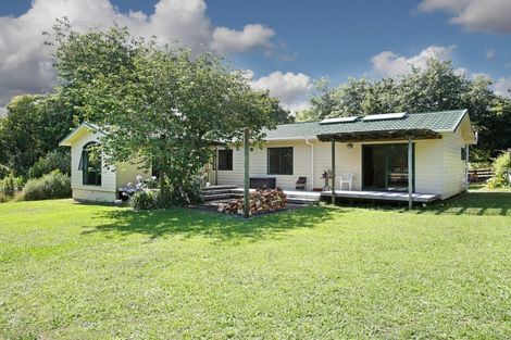 Photo of property in 393 Papakura-clevedon Road, Clevedon, Papakura, 2582