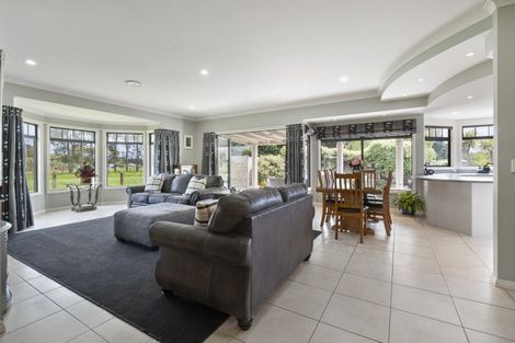 Photo of property in 456 Stoney Creek Road, Kelvin Grove, Palmerston North, 4470