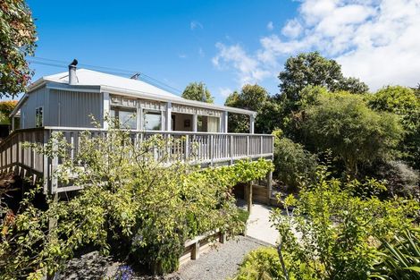 Photo of property in 15 Virginia Avenue, Broad Bay, Dunedin, 9014