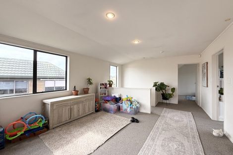 Photo of property in 1/50 Simmental Crescent, Somerville, Auckland, 2014