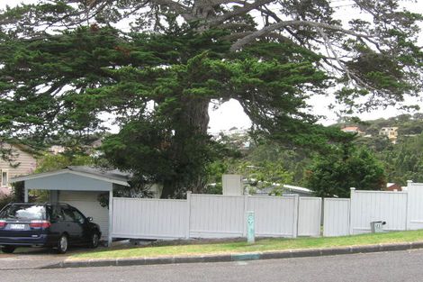 Photo of property in 91 Island Bay Road, Beach Haven, Auckland, 0626