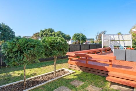 Photo of property in 200 Dickson Road, Papamoa Beach, Papamoa, 3118