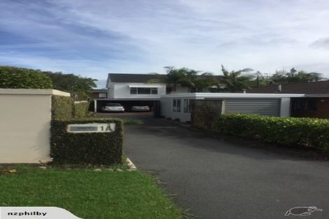 Photo of property in 1/1 Sylvan Park Avenue, Milford, Auckland, 0620