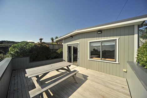 Photo of property in 6 Te Ara Road, Pukerua Bay, 5026