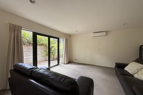 Photo of property in 2/119 Ocean View Road, Hillcrest, Auckland, 0627