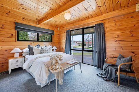 Photo of property in 17 Hodgkins Street, Pukehangi, Rotorua, 3015