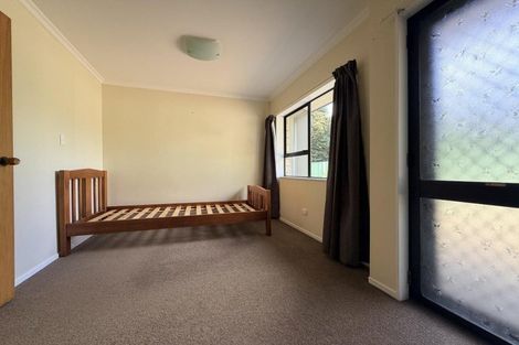 Photo of property in 35 Old South Road, Okato, 4335