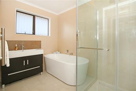 Photo of property in 23 Norfolk Crescent, Feilding, 4702