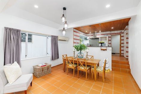 Photo of property in 158a Condell Avenue, Papanui, Christchurch, 8053