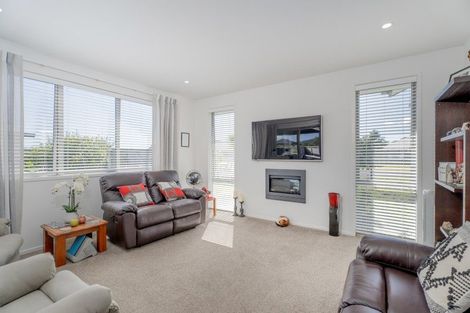 Photo of property in 105 Kupe Drive, Whitianga, 3510