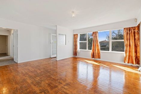 Photo of property in 14 Tairere Crescent, Rosehill, Papakura, 2113