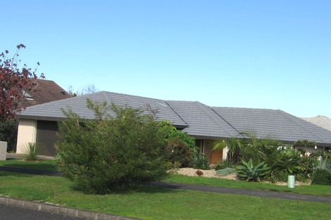 Photo of property in 10 Sharples Place, Somerville, Auckland, 2014