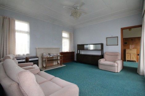 Photo of property in 2 Sussex Street, Mossburn, 9792