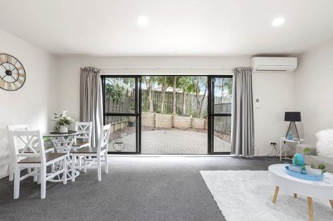 Photo of property in 135d Triangle Road, Massey, Auckland, 0614