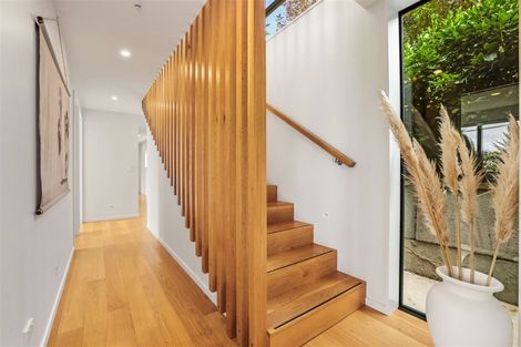 Photo of property in 110 Mount Pleasant Road, Mount Pleasant, Christchurch, 8081