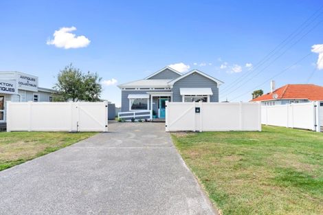 Photo of property in 14 Russell Street, Foxton, 4814