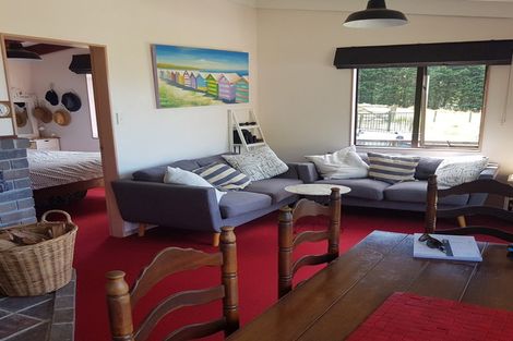 Photo of property in 14 Bolton Place, Hicks Bay, Tikitiki, 4087