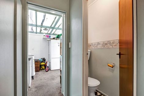 Photo of property in 1 County Drive, Hawera, 4610