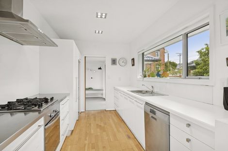 Photo of property in 10 Meuse Lane, Andersons Bay, Dunedin, 9013