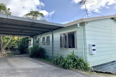 Photo of property in 2/87 Fairclough Road, Beach Haven, Auckland, 0626