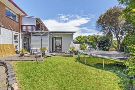 Photo of property in 7 Chip Grove, Sunnyhills, Auckland, 2010