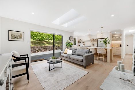 Photo of property in 18 Ara-kotinga, Whitford, Manurewa, 2576