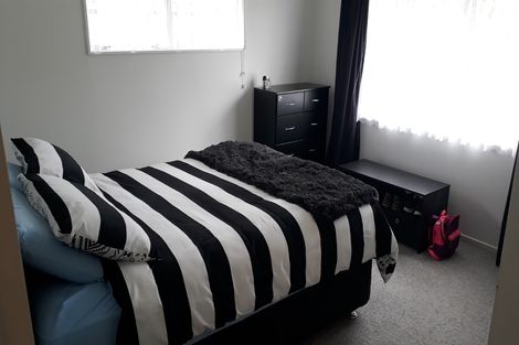 Photo of property in 20 Emmerdale Avenue, Papakura, 2110