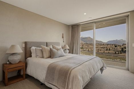 Photo of property in 16 Advance Terrace, Arrowtown, 9302