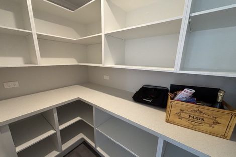 Photo of property in 13 Corrib Grove, Milson, Palmerston North, 4414