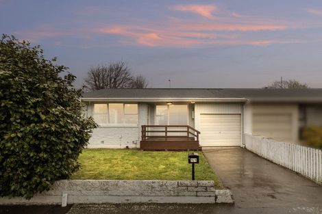 Photo of property in 1/1 Colman Avenue, Sockburn, Christchurch, 8042