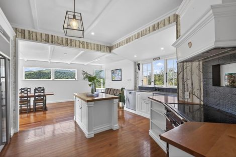Photo of property in 207 Upper Pitone Road, Pitone, New Plymouth, 4374