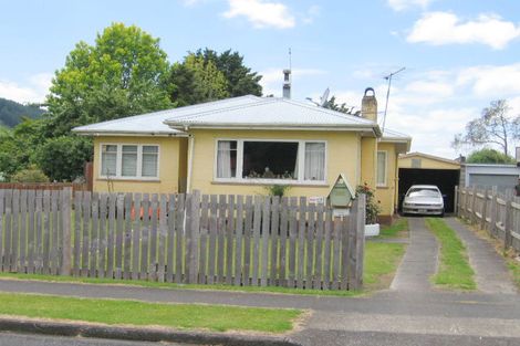 Photo of property in 22 Reu Street, Taumarunui, 3920