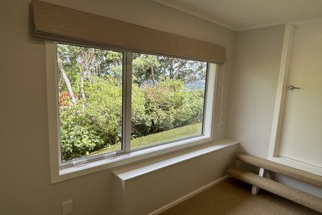 Photo of property in 42 Versailles Street, Karori, Wellington, 6012