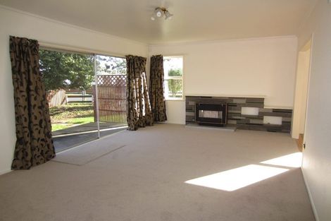 Photo of property in 21 Northolt Road, Fairview Downs, Hamilton, 3214
