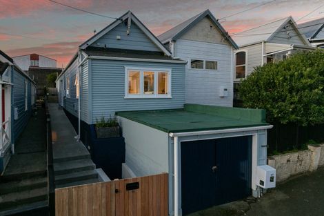 Photo of property in 15 Milton Street, Berhampore, Wellington, 6023