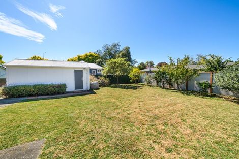 Photo of property in 140 Rangiora Avenue, Roslyn, Palmerston North, 4414
