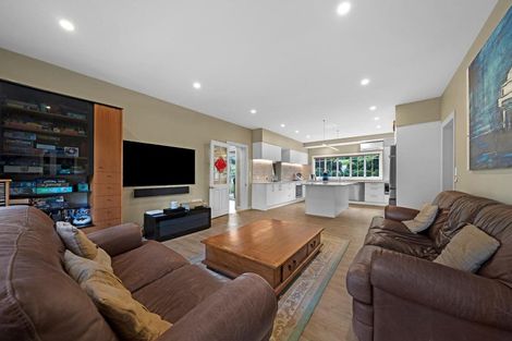 Photo of property in 15 Tiffany Close, Totara Park, Auckland, 2019