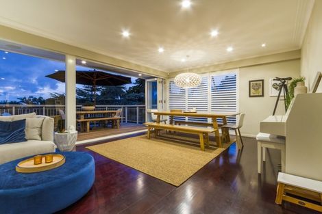 Photo of property in 13 Red Bluff Rise, Campbells Bay, Auckland, 0630