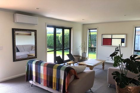 Photo of property in 87 Saint James Drive, Huntington, Hamilton, 3210