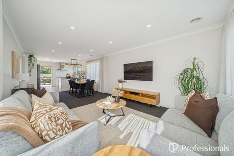 Photo of property in 19 Turville Crescent, Newlands, Wellington, 6037